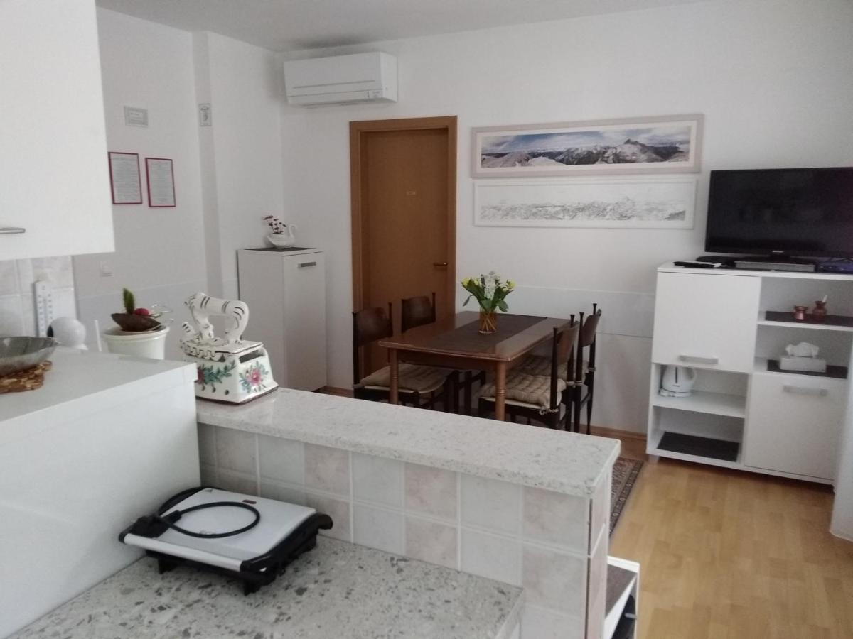 Apartma Mama 보베츠 외부 사진